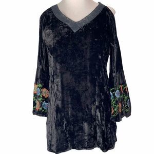 A&A Crushed Velvet Cold Shoulder Tunic